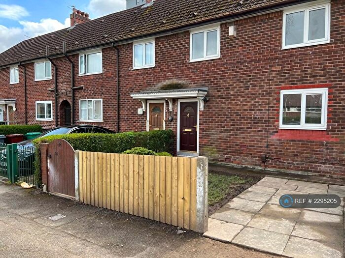 3 Bedroom End Of Terrace House To Rent In Longhey Road, Manchester, M22