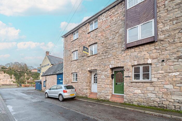 2 Bedroom Town House For Sale In The Back, Chepstow, NP16