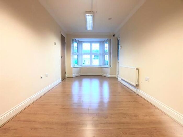 1 Bedroom Flat To Rent In Windsor, Brudenell, SL4