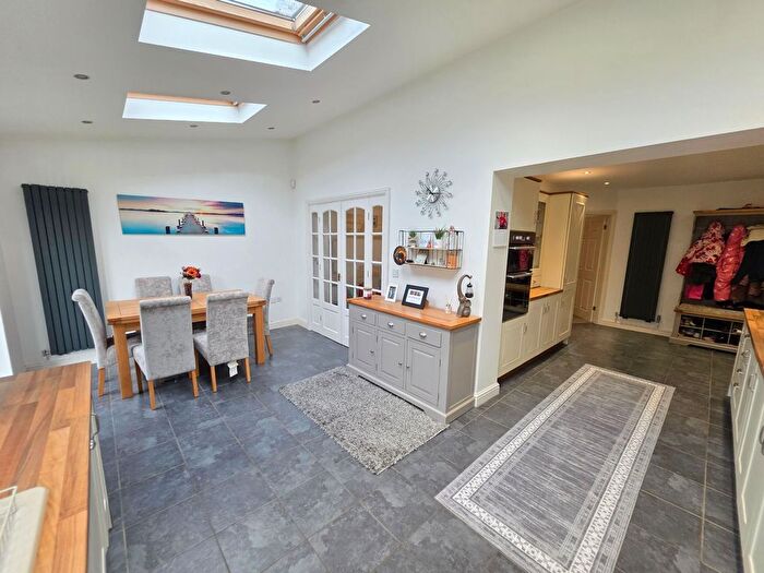 4 Bedroom Detached House For Sale In Bawtry Road, Misson, DN10