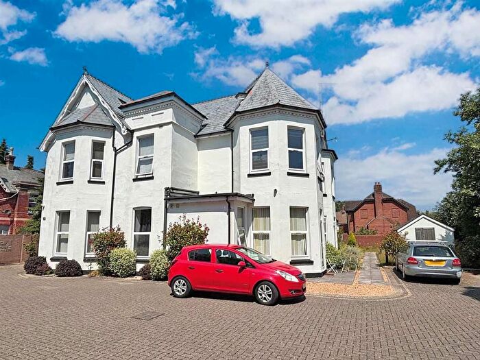 5 Bedroom Flat For Sale In Larkhall Rise, London, SW4