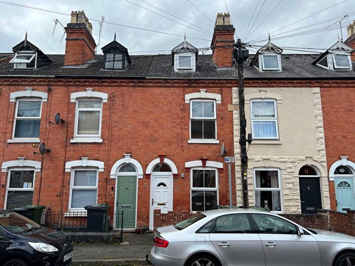 4 Bedroom Terraced House For Sale In Lowell Street, Worcester, WR1