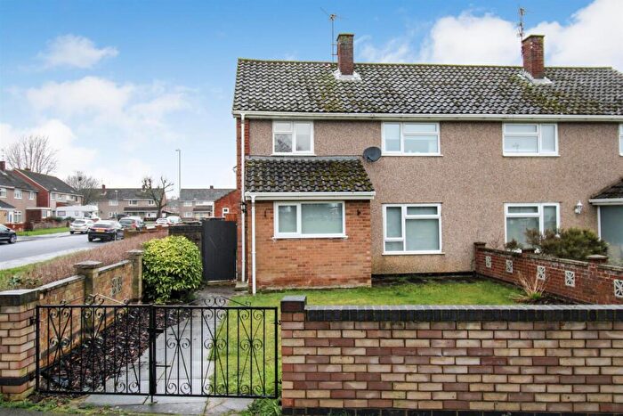 3 Bedroom Semi Detached House For Sale In Sherborne Walk, Corby, NN18