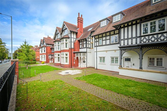 2 Bedroom Flat For Sale In Apartment G, Balfour Crescent, Tettenhall, Wolverhampton, West Midlands, WV6