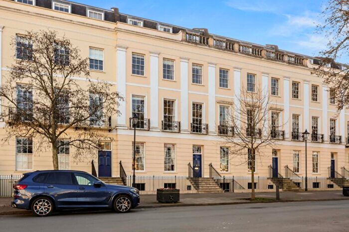 3 Bedroom Penthouse To Rent In The Broad Walk, Imperial Square, Cheltenham, Gloucestershire, GL50