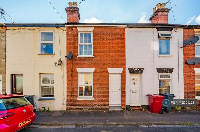 2 Bedroom Terraced House To Rent In Little Street, Reading, RG1