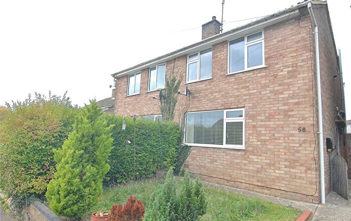 3 Bedroom Semi-detached House For Sale In Barrowfield Road, Stroud, Gloucestershire, GL5