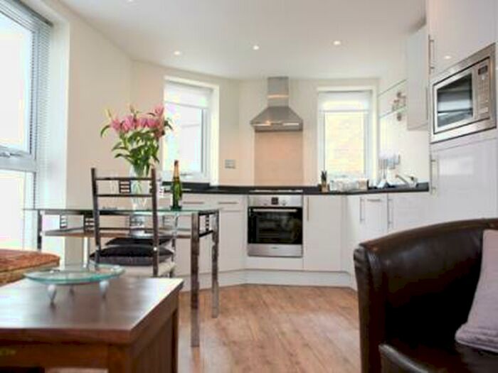1 Bedroom Apartment To Rent In Circus Street, Oxford, OX4