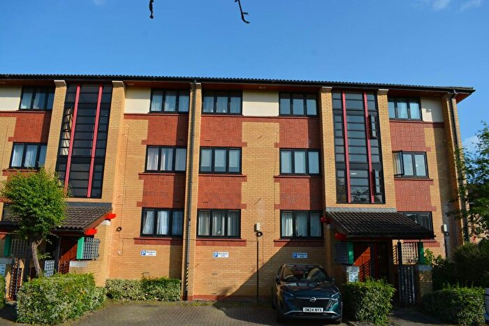 1 Bedroom Flat To Rent In Boycott Avenue, Oldbrook, Milton Keynes, MK6