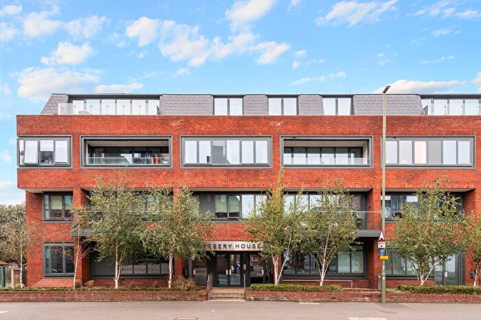 1 Bedroom Apartment For Sale In East Street, Epsom, KT17