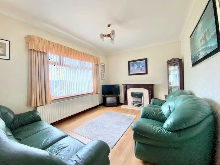 3 Bedroom Detached Bungalow For Sale In Ardmore Avenue, Omagh, BT78