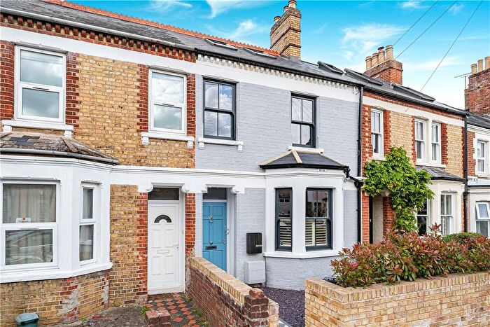 4 Bedroom Terraced House For Sale In Hurst Street, Oxford, Oxfordshire, OX4