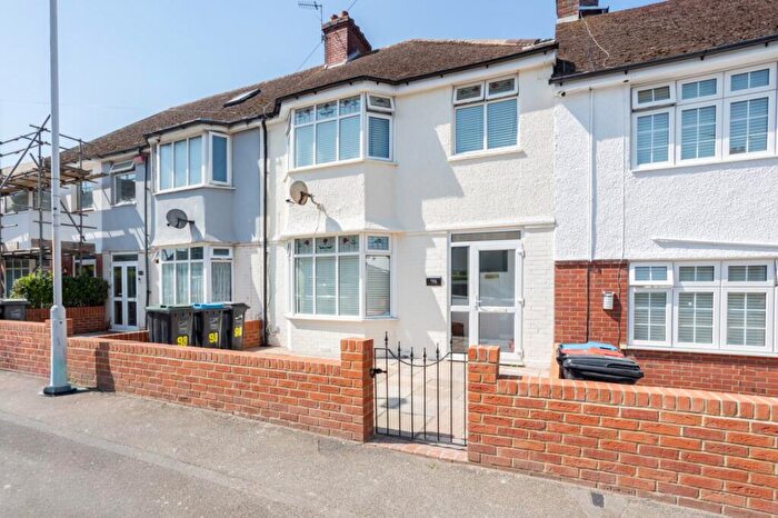 3 Bedroom Terraced House For Sale In Hastings Avenue, Margate, Kent, CT9