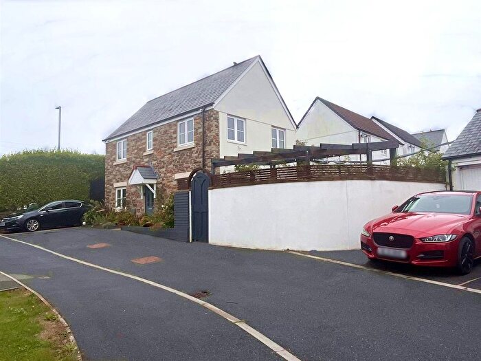 3 Bedroom Detached House For Sale In Wheal Albert Road, Goonhavern, TR4