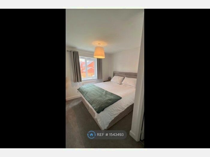 3 Bedroom Semi-Detached House To Rent In Gobey Drive, West Broyle, Chichester, PO19