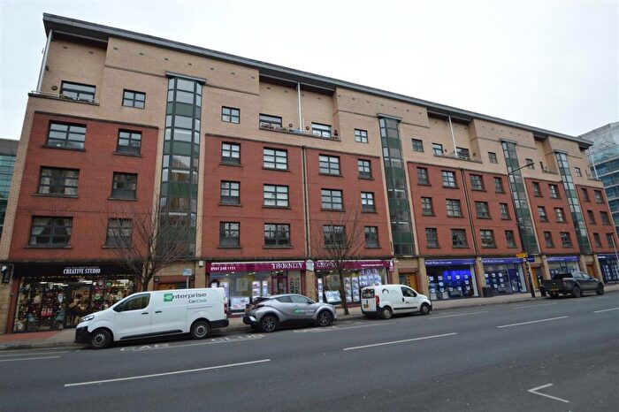 2 Bedroom Flat To Rent In Whitworth St West, Manchester, M1