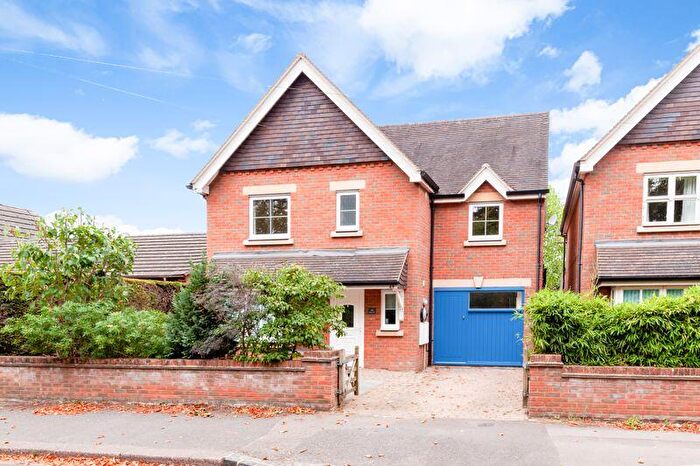 4 Bedroom Detached House To Rent In Quarry Road, Oxford, OX3