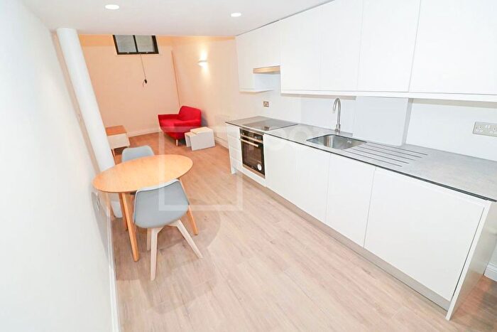 1 Bedroom Flat To Rent In Albion House Apartments, Vicar Lane, BD1