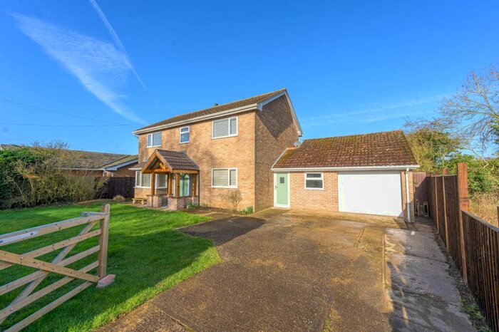 4 Bedroom Detached House For Sale In Church Lane, Minting, LN9