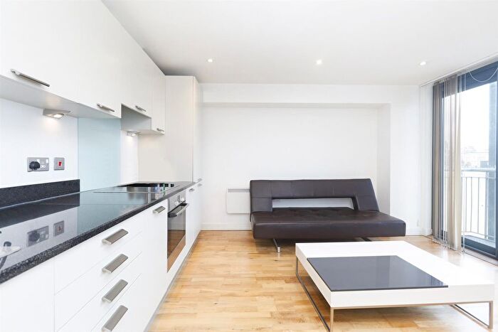 1 Bedroom Flat To Rent In Lant Street, London, SE1