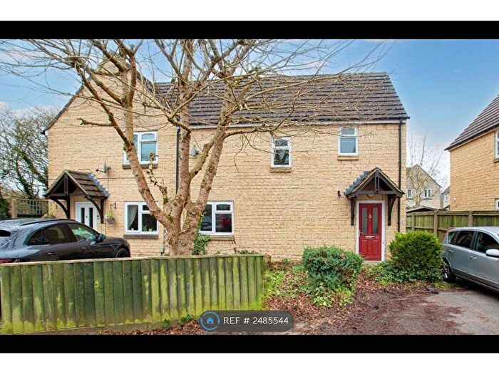 2 Bedroom Semi-Detached House To Rent In Croxford Gardens, Kidlington, OX5