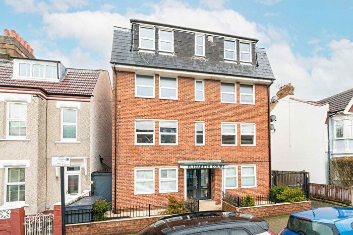 1 Bedroom Flat To Rent In Moring Road, London, SW17