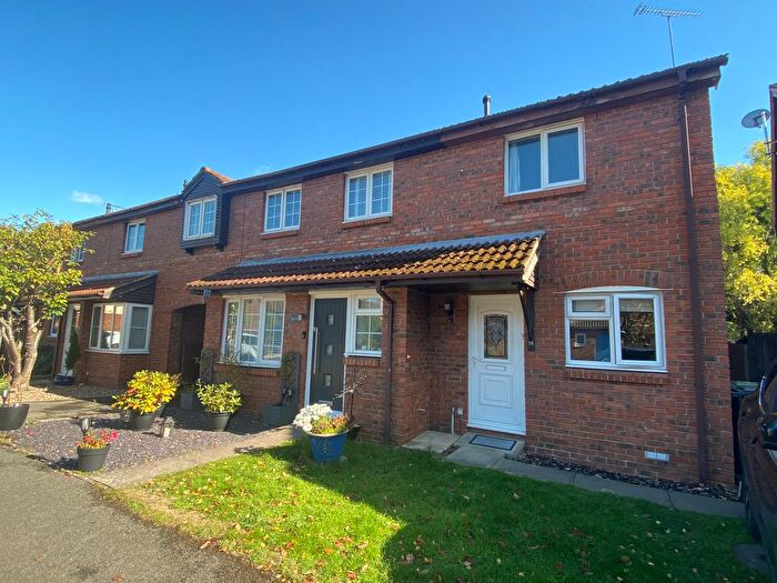 2 Bedroom Property To Rent In Monmouth Close, Chandlers Ford, Eastleigh, SO53
