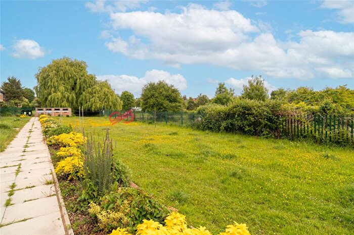 2 Bedroom Flat To Rent In Alexandra Avenue, Harrow, London, HA2