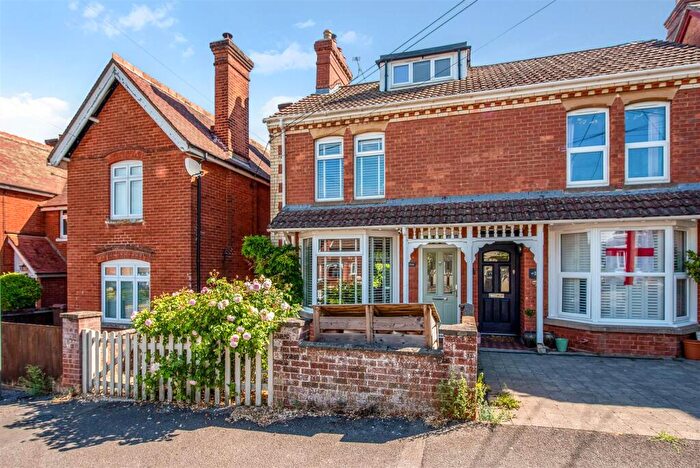 4 Bedroom Semi-Detached House For Sale In Anton Road, Andover, SP10