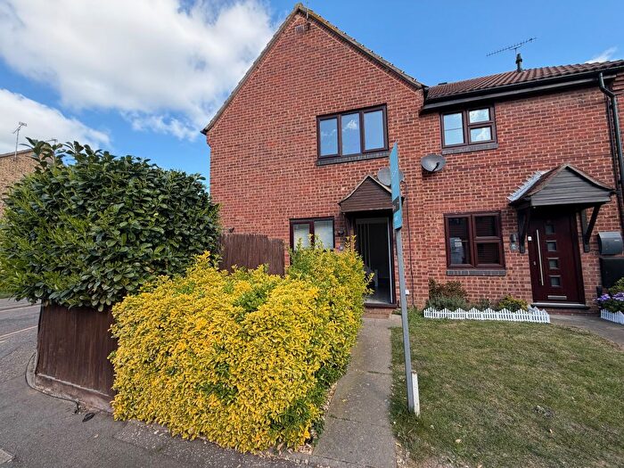 1 Bedroom Property To Rent In The Drakes, Southend-On-Sea, SS3