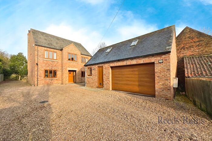 6 Bedroom Detached House For Sale In Main Street, Hensall, Goole, North Yorkshire, DN14