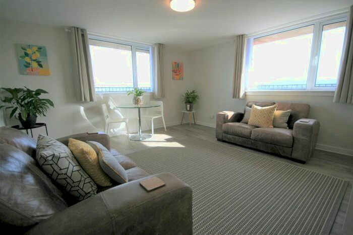 2 Bedroom Flat To Rent In Pennywell Gardens, Muirhouse, Edinburgh, EH4