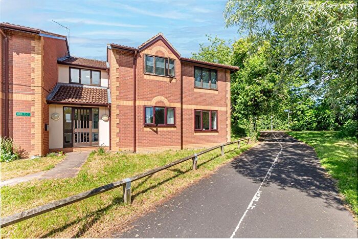 1 Bedroom Flat For Sale In Deer Avenue, Worcester, WR5