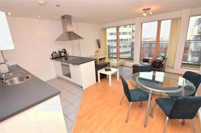 2 Bedroom Apartment To Rent In Hornbeam Way, Green Quarter, Manchester, M4