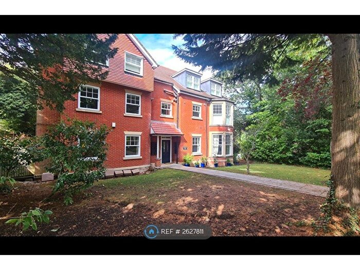 2 Bedroom Flat To Rent In Allingham Court, Bromley, BR2