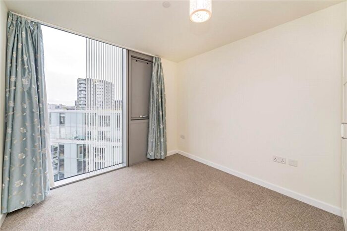 2 Bedroom Apartment To Rent In Vertex Tower, Harmony Place, London, SE8