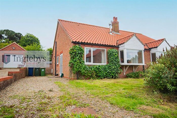 2 Bedroom Semi-Detached Bungalow For Sale In Sunnyfield Gardens, Easington, TS13