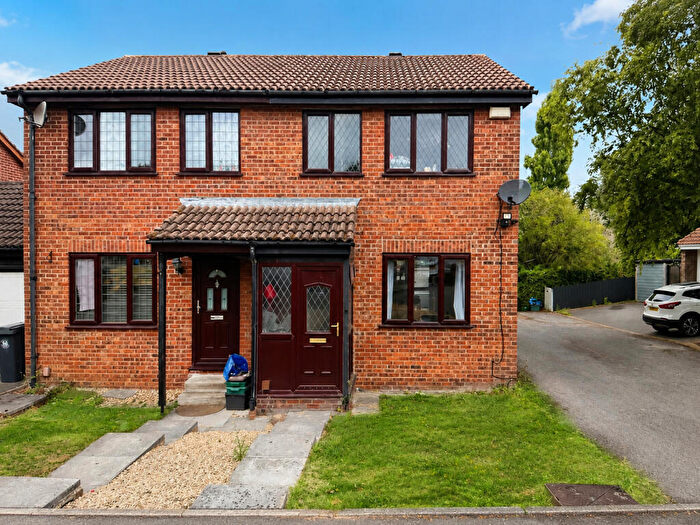 3 Bedroom Semi-Detached House For Sale In Kiln Close, Bristol, BS15