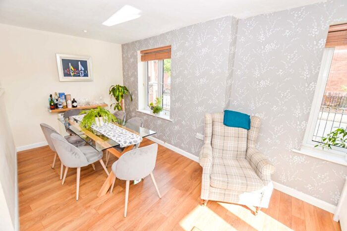 2 Bedroom Flat To Rent In Chevassut Street, Hulme, Manchester, M15