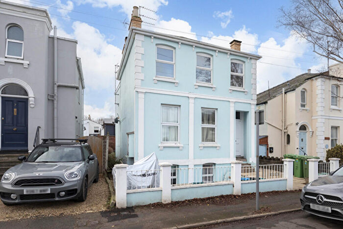 2 Bedroom Apartment To Rent In Kings Road, Cheltenham, GL52