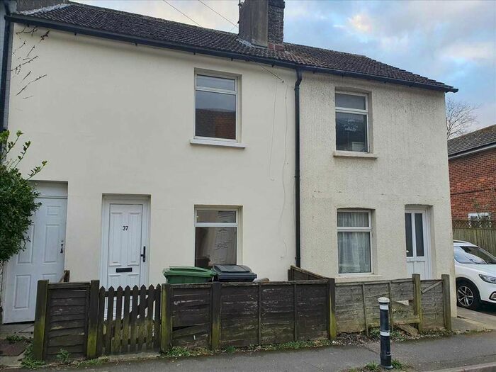 2 Bedroom Terraced House To Rent In Hollington Old Lane, St. Leonards-On-Sea, TN38