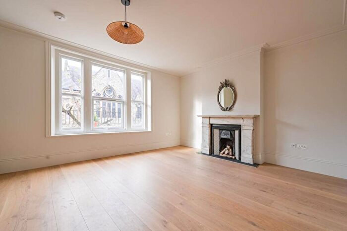 1 Bedroom Flat For Sale In , Crouch End, London, N8