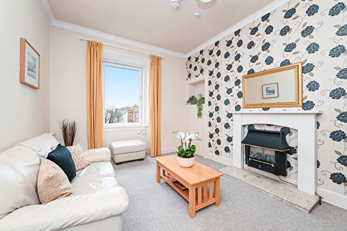 1 Bedroom Flat For Sale In / Moat Street, Slateford, Edinburgh, EH14