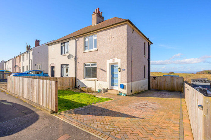 2 Bedroom Semi-Detached House For Sale In Parkend Crescent, Shieldhill, Falkirk, FK1