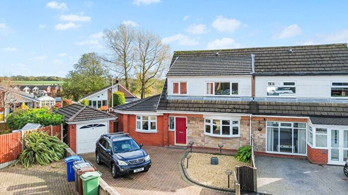 4 Bedroom Semi Detached House For Sale In Gerrards Close, Aspull, WN2