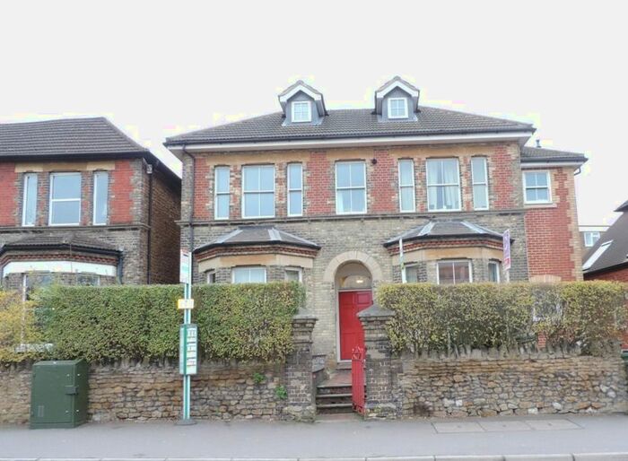 2 Bedroom Flat To Rent In Woodbridge Road, Guildford, GU1