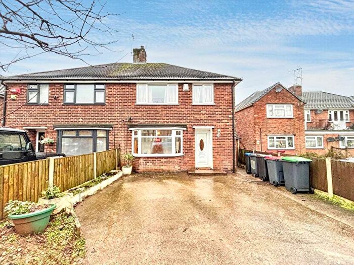 3 Bedroom Semi Detached House For Sale In Halfmoon Drive, Kirkby In Ashfield, NG17