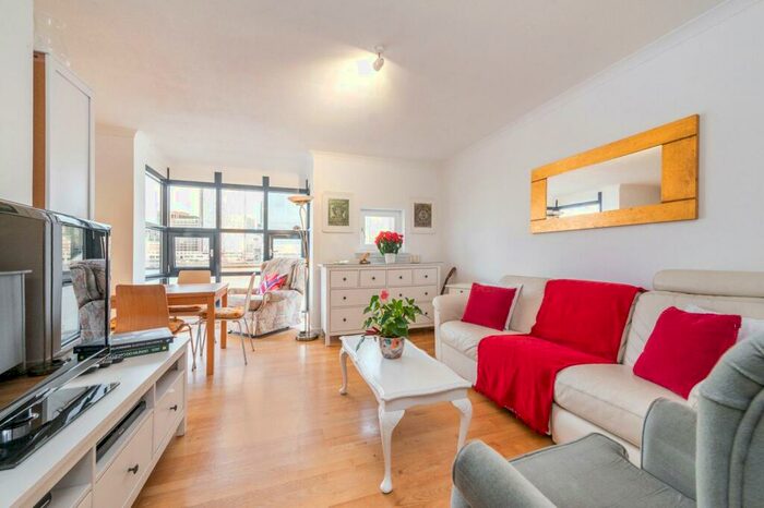 2 Bedroom Flat To Rent In Mermaid Court, Rotherhithe Street, SE16