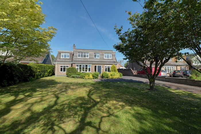 4 Bedroom Detached House For Sale In Station Road, Grasby, Barnetby, DN38