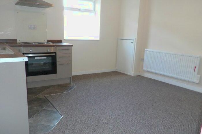 1 Bedroom Flat To Rent In Outram Street, Sutton-In-Ashfield, NG17
